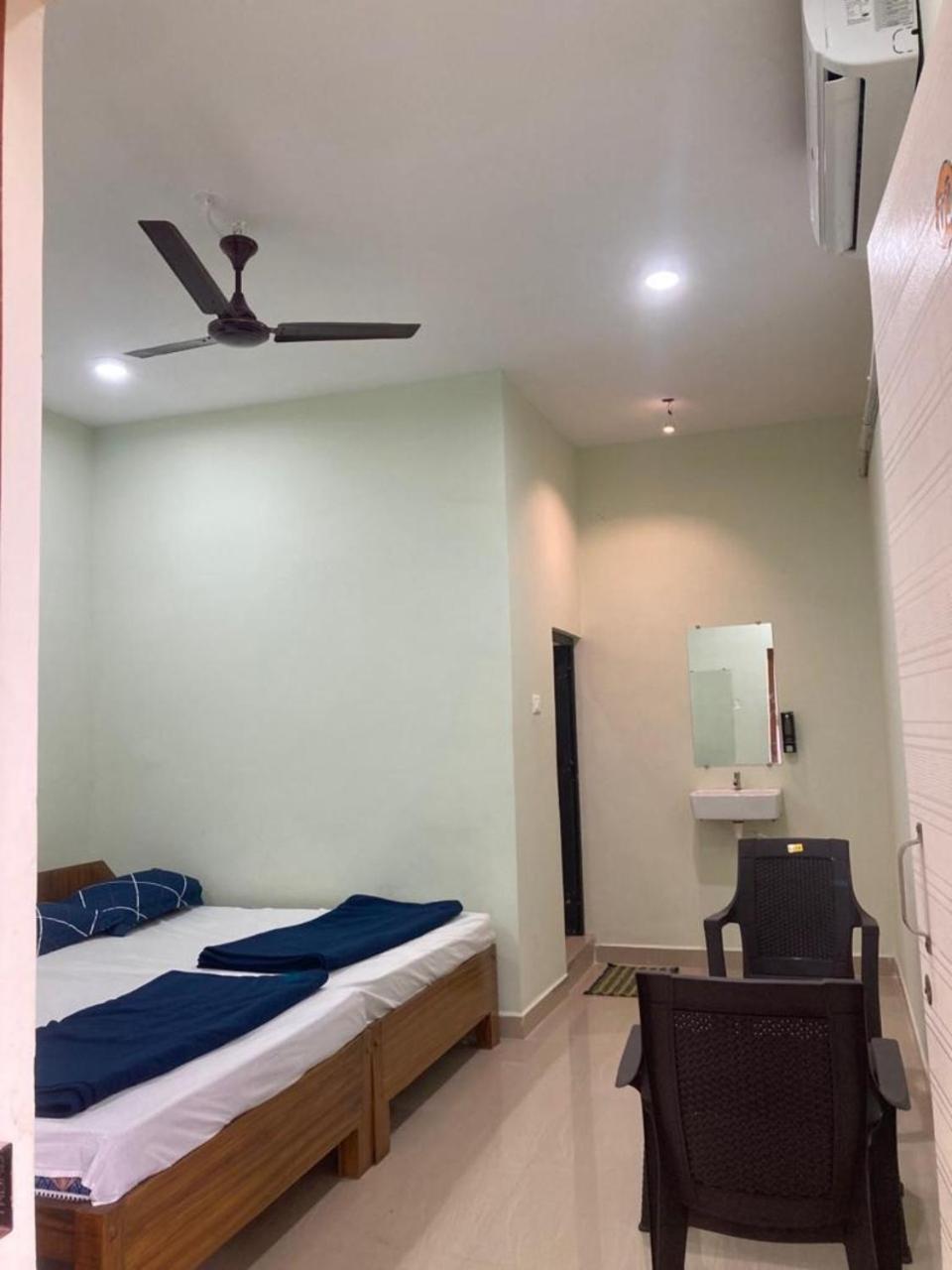Oceanic Stay And Restaurant Gokarna Gokarna  Exterior photo